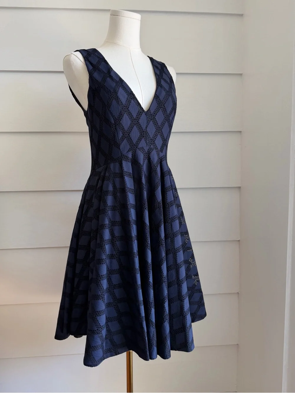 Sandro Lace Fit and Flare Cocktail Dress size 1/ S - Picture 2 of 9